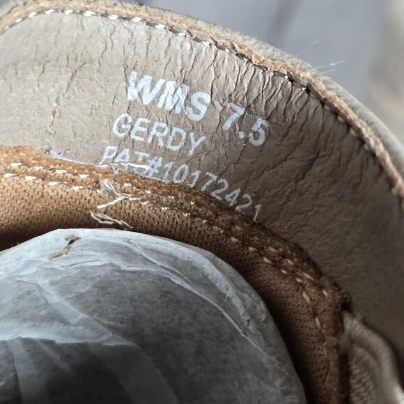 DV Dolce Vita Gerdy Vegan Leather Comfort Wedge Bootie in Beige 7.5 NWT - Picture 9 of 11